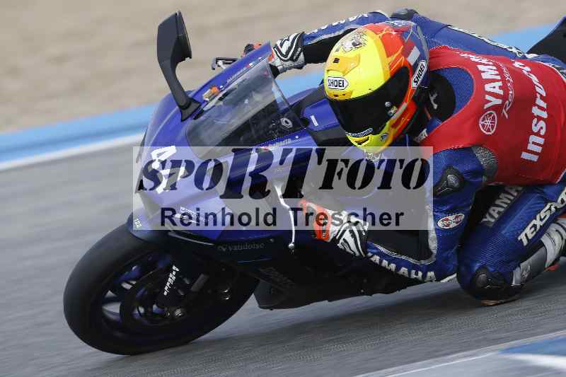 /Archiv-2024/01 26.-28.01.2024 Moto Center Thun Jerez/Gruppe schwarz-black/44